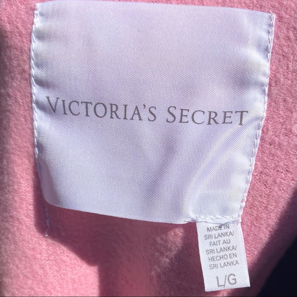 Pink VS Sweater - Picture 9 of 10